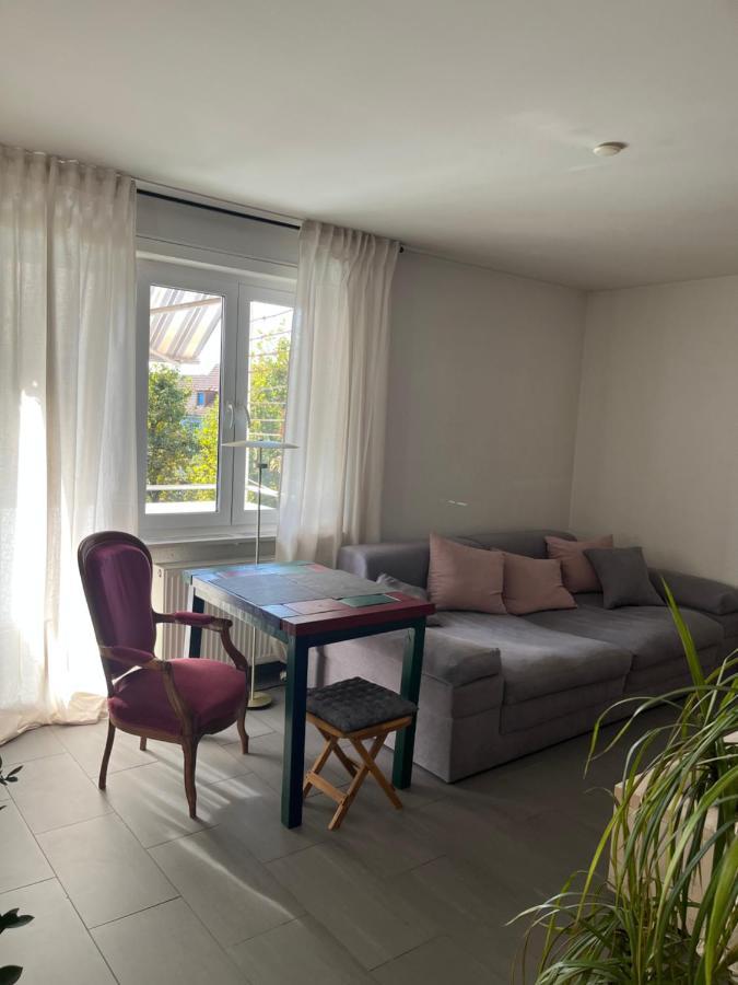 Lorraine Apartment *
